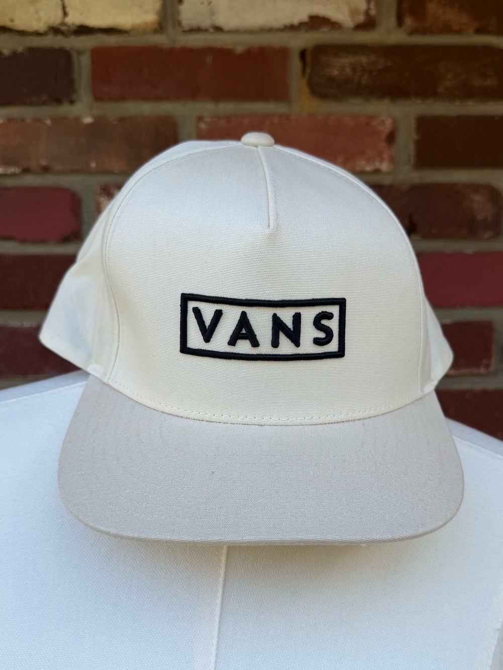 Brand New Never Worn Vans Off-White with Black Patch Logo Baseball Cap